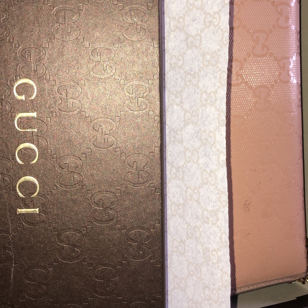 Gucci Camel GG Imprime Patent Leather Zip Wallet - Picture 5 of 8